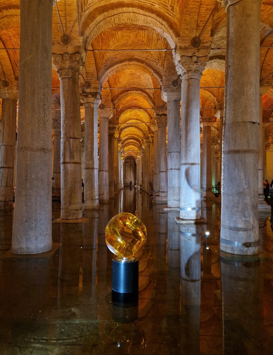 12 ISTANBUL Basilica Cistern 